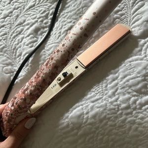 Chi hair straightener 1”